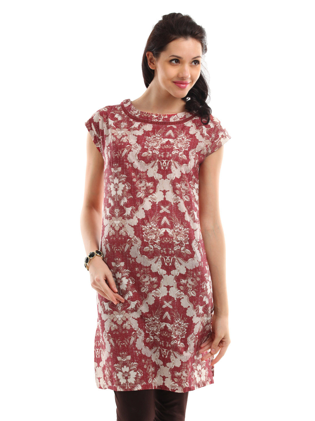 Red And White Floral Kurta
