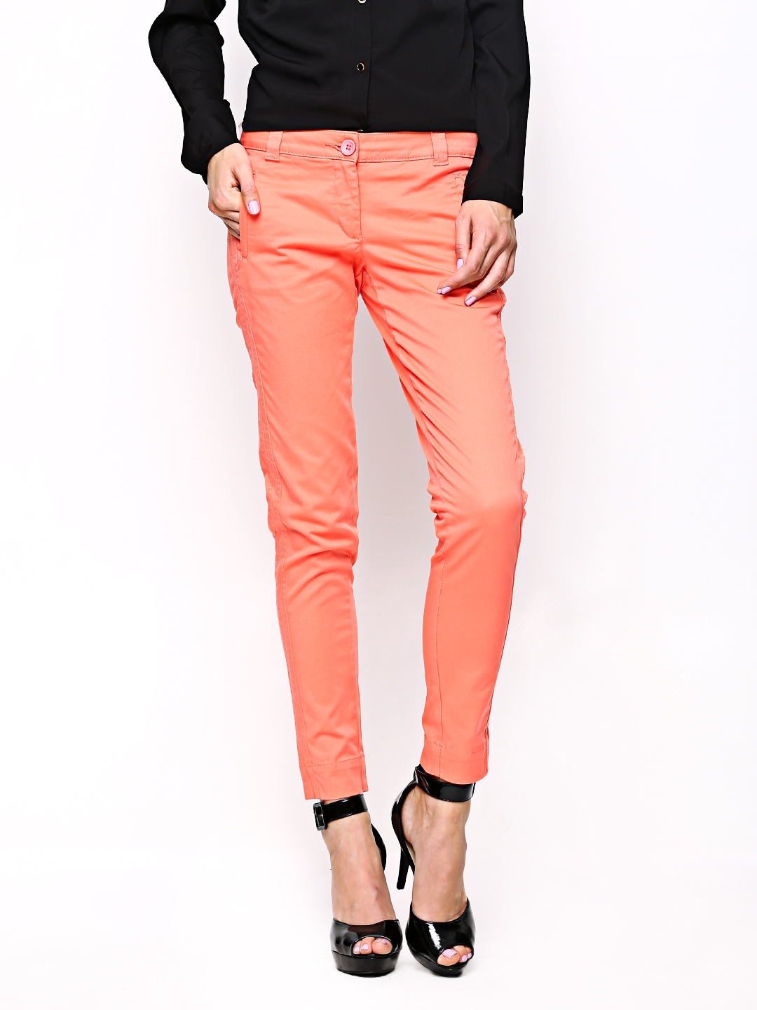 plum coloured trousers