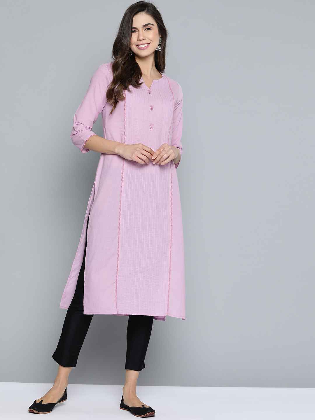Women's Pink Solid Straight Kurta