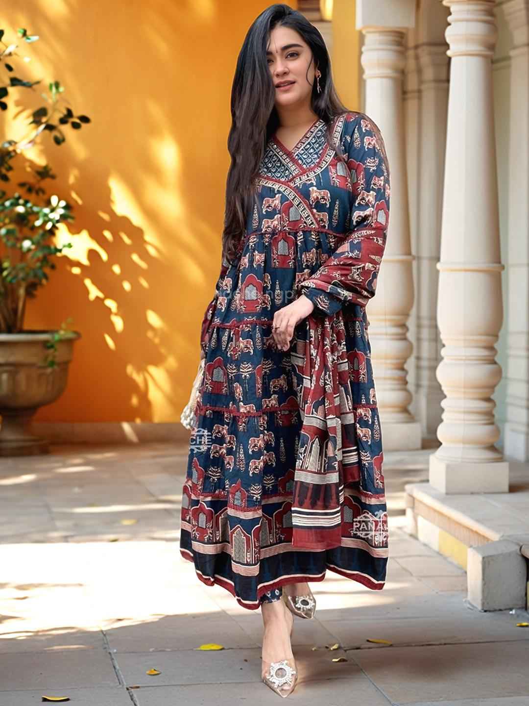Women Black Viscose Rayon Kurta set