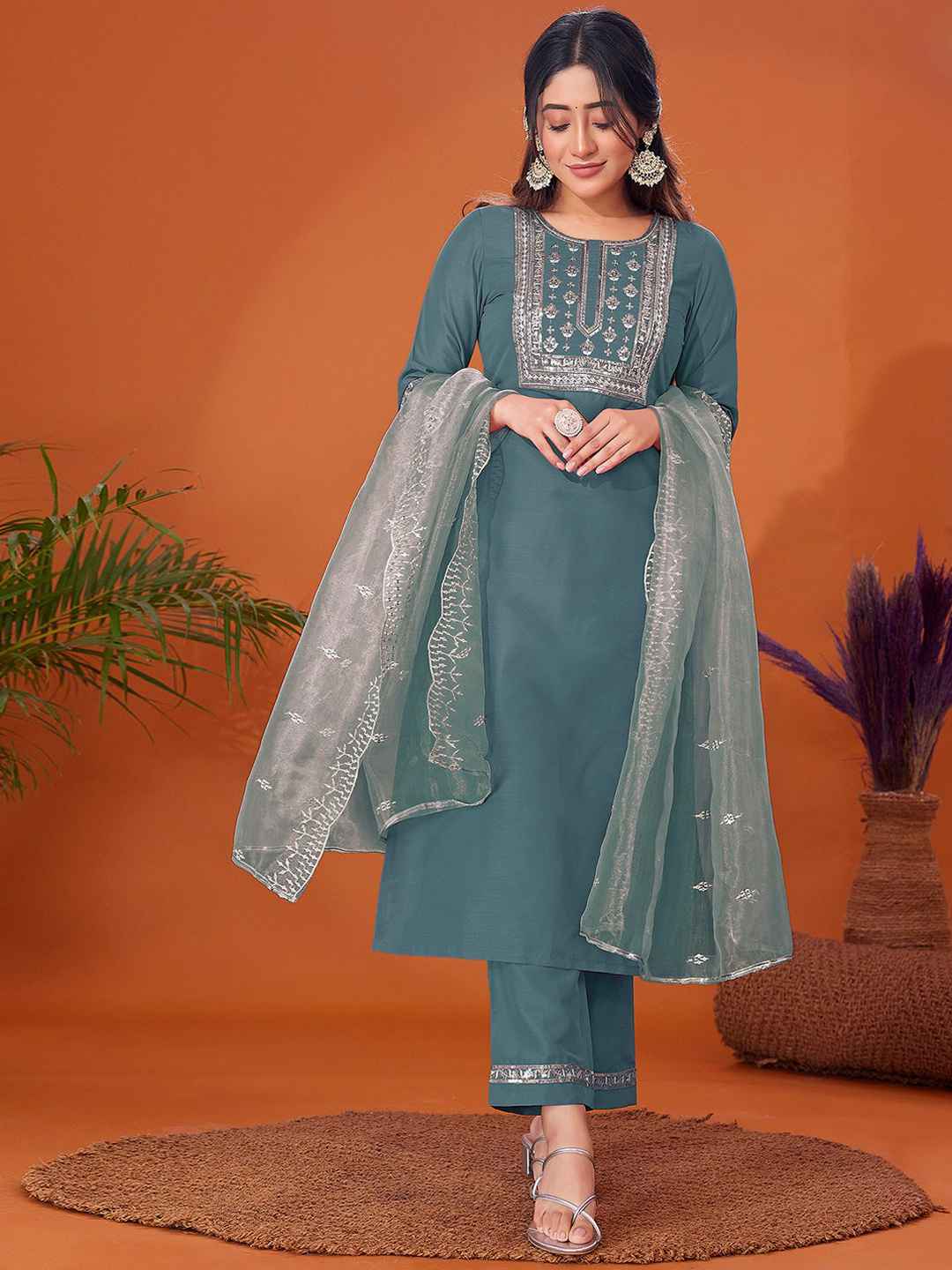 Sanisa Kurtas Sets - Buy Sanisa Kurtas Sets online in India