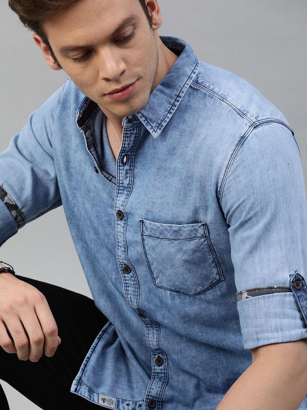 The Roadster Lifestyle Co Men Blue Regular Fit Washed  Casual Denim Shirt