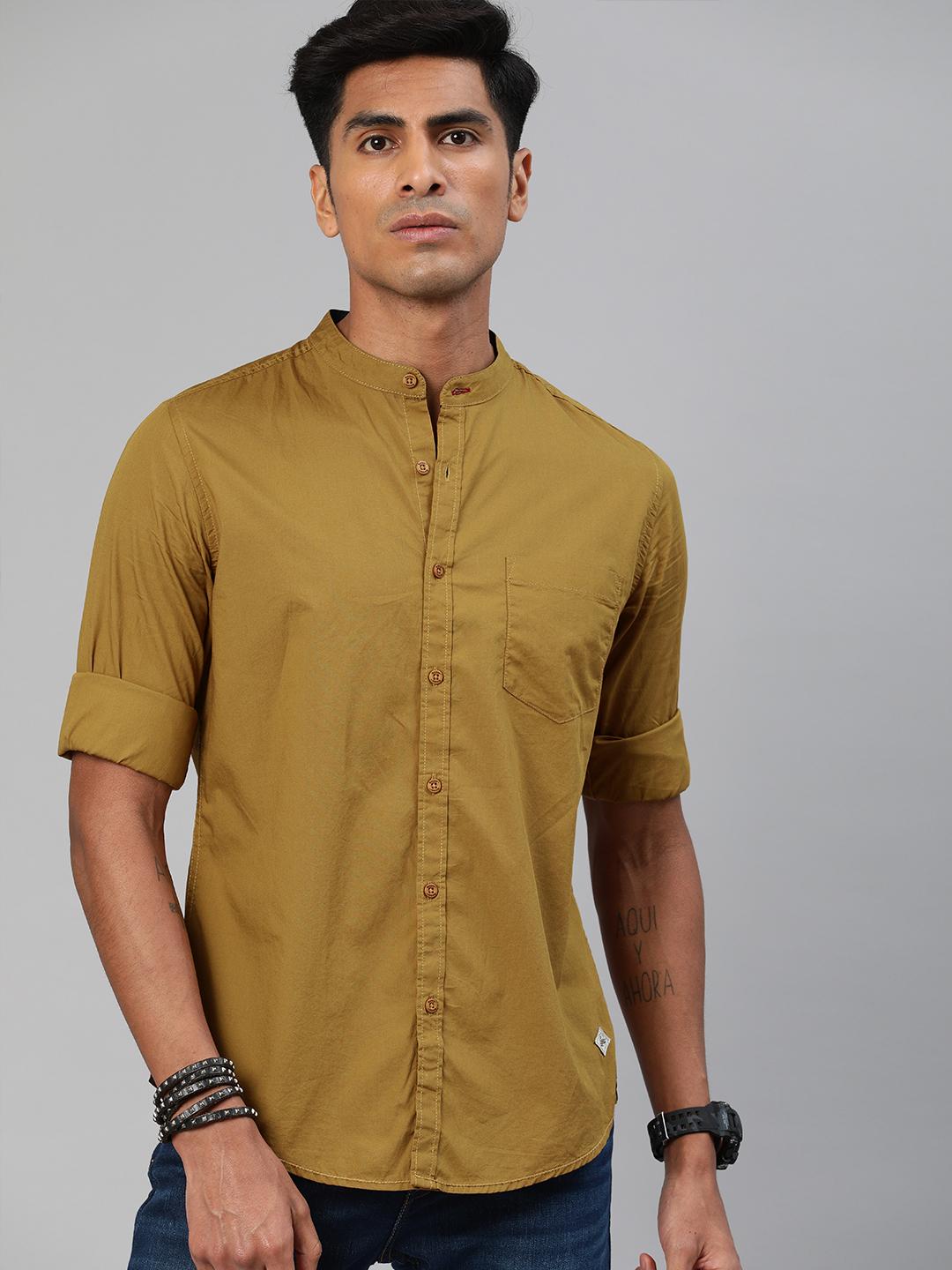 Roadster Men Khaki Regular Fit Solid Casual Shirt