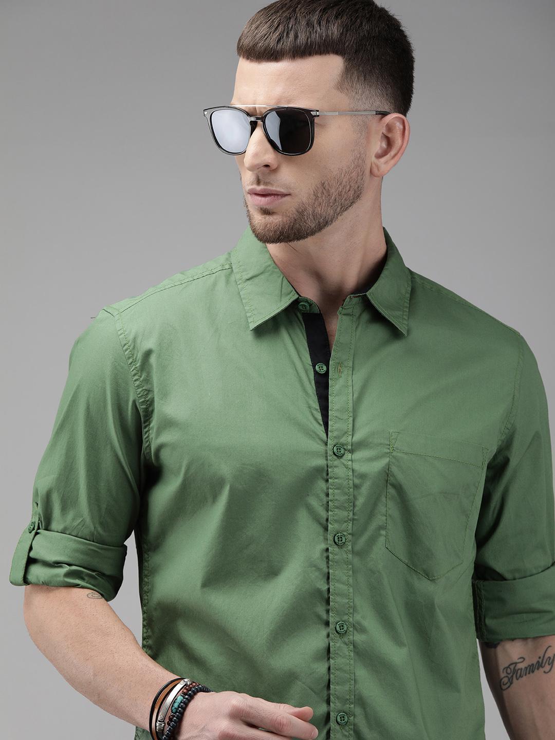 Roadster Men Green Regular Fit Solid  Casual Shirt