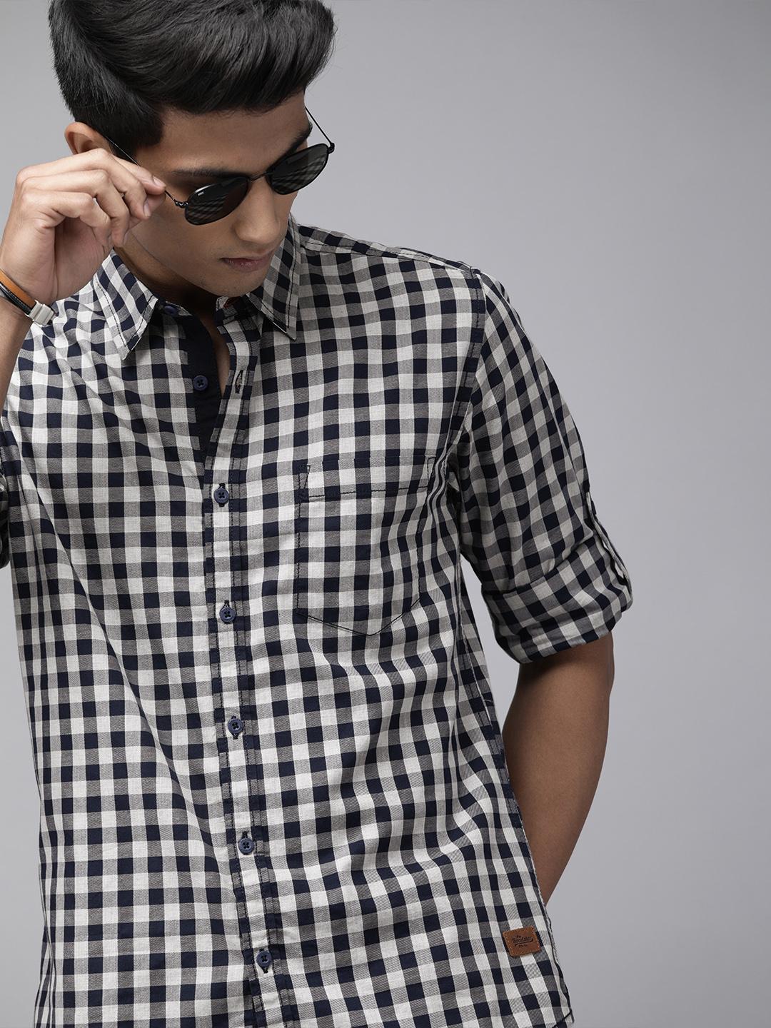 Roadster Men Navy Blue & Grey Regular Fit Gingham Checked Casual Shirt