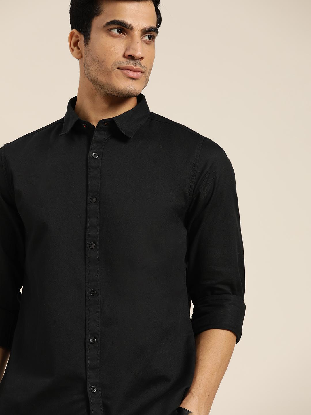 INVICTUS Men Black Solid Slim Fit Twill Weave Cotton Casual Shirt