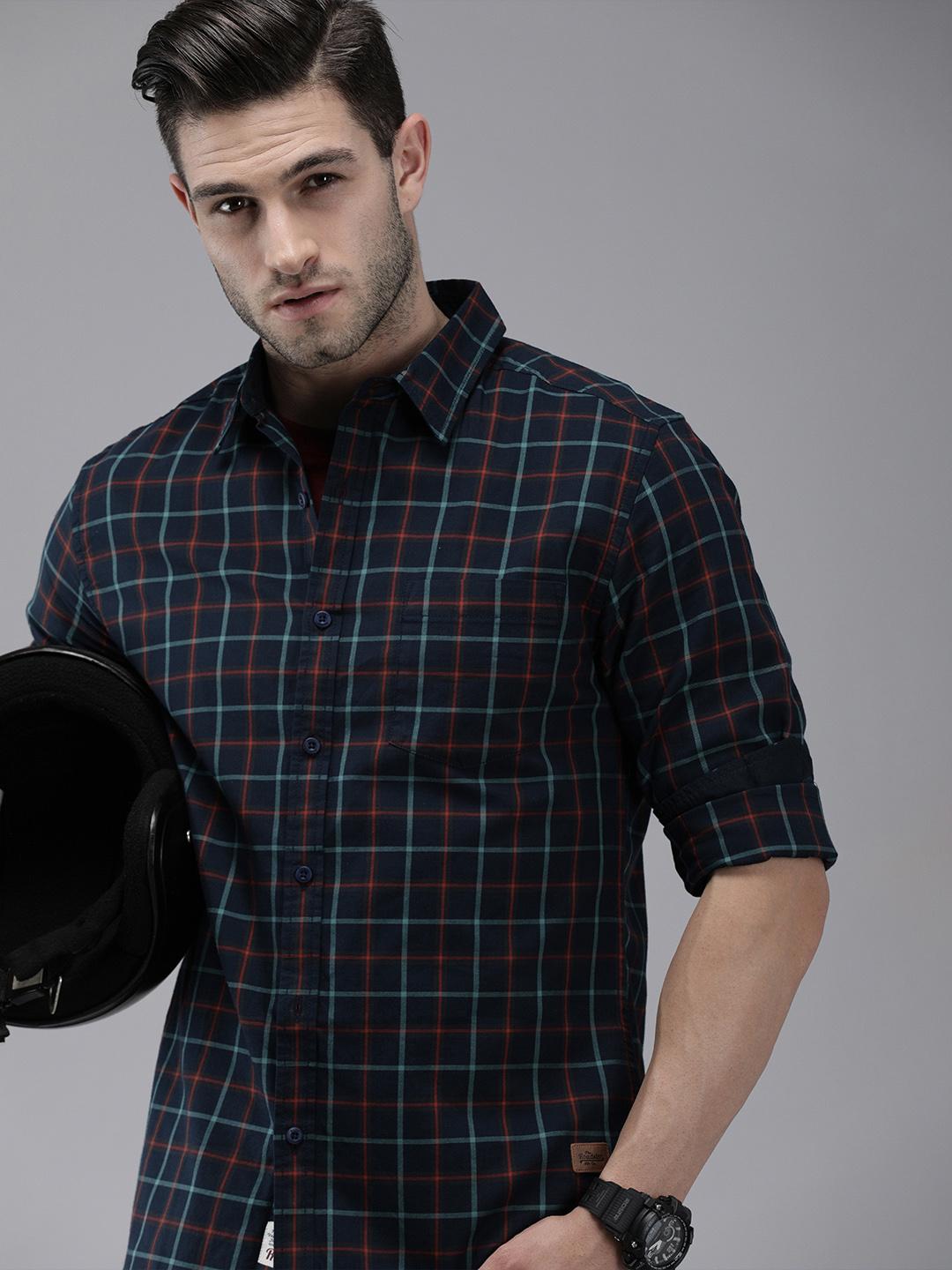 Roadster Men Navy Blue & Red Checked Pure Cotton Sustainable Casual Shirt