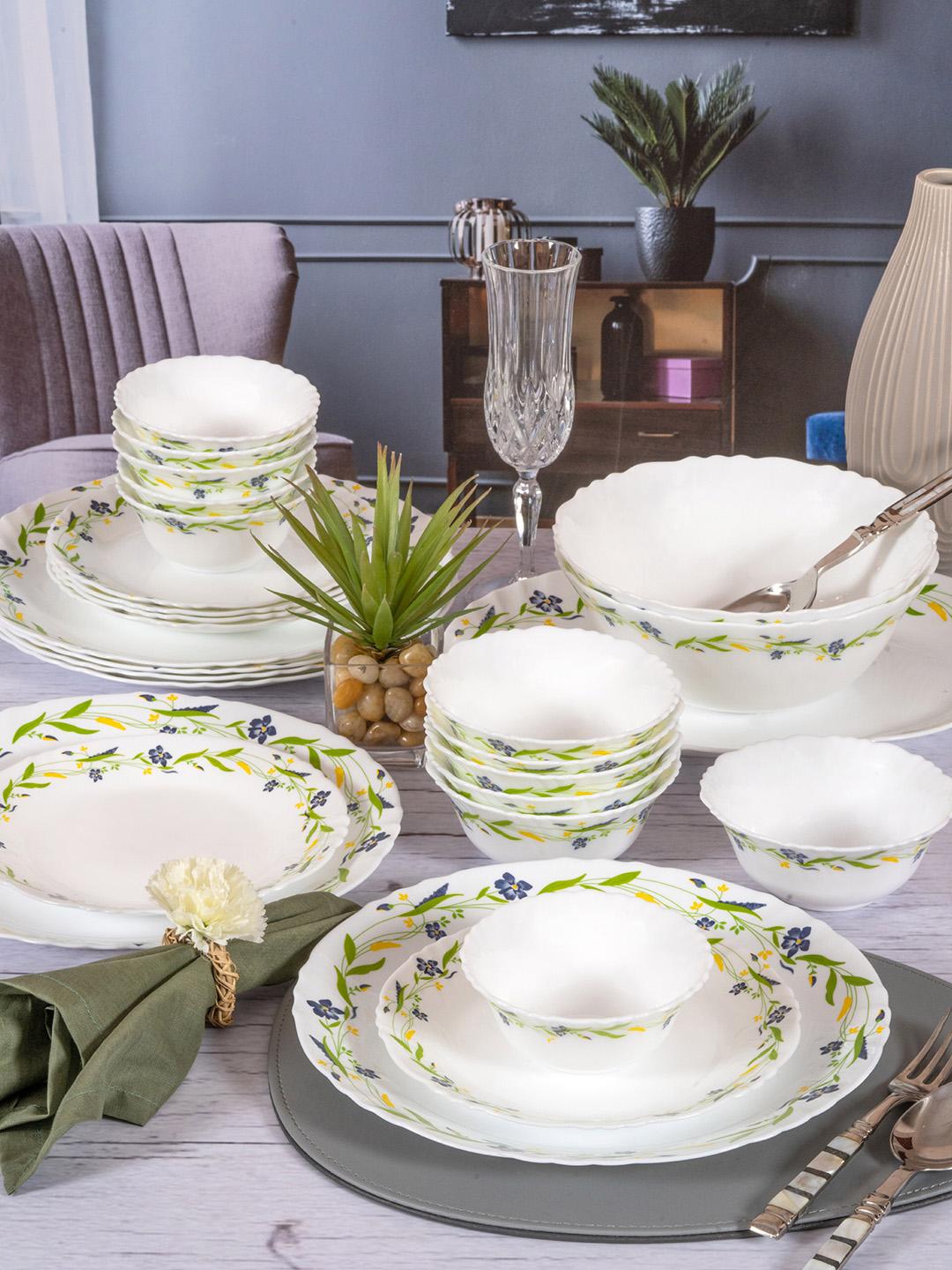 Cello And Larah by Borosil Dinner Set at min 50% Off