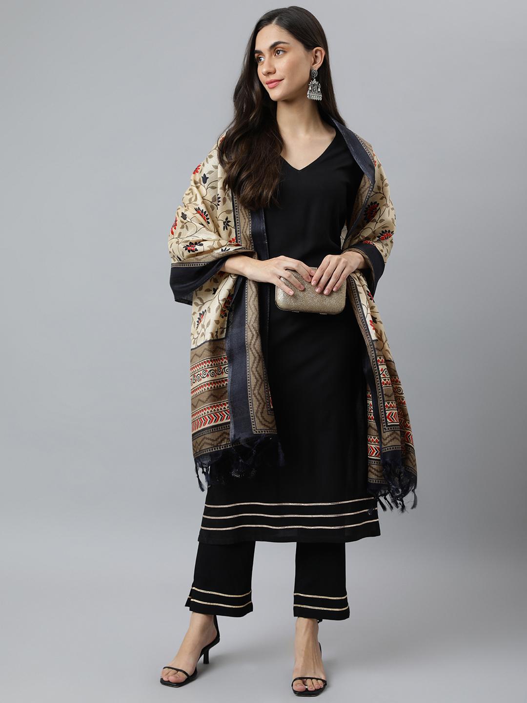 Women Black Kurta with Trousers & Stole main image 0
