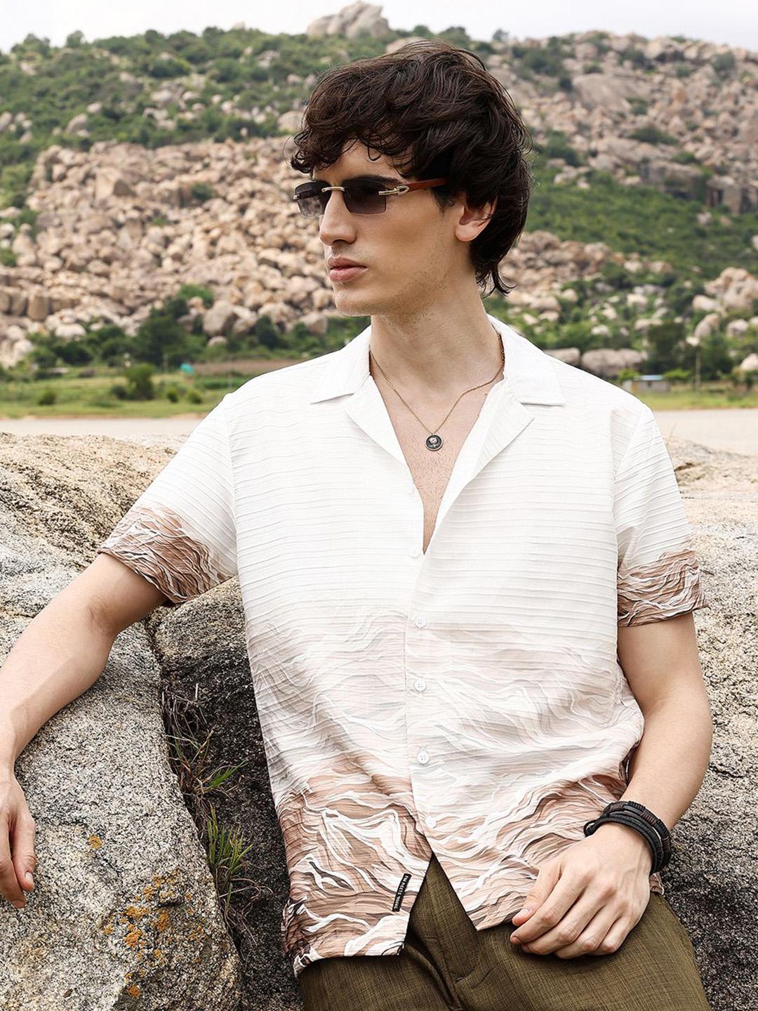 Campus Sutra Men Comfort Opaque Casual Shirt