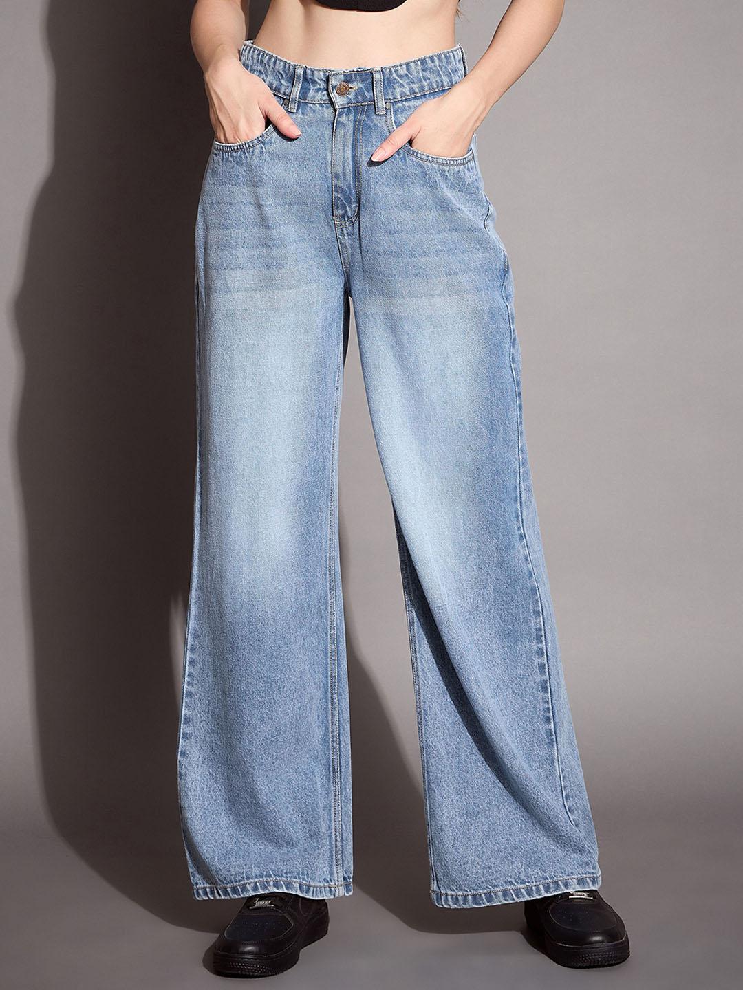 SASSAFRAS BASICS Women Comfort Straight Fit High-Rise Cotton Heavy Fade Jeans