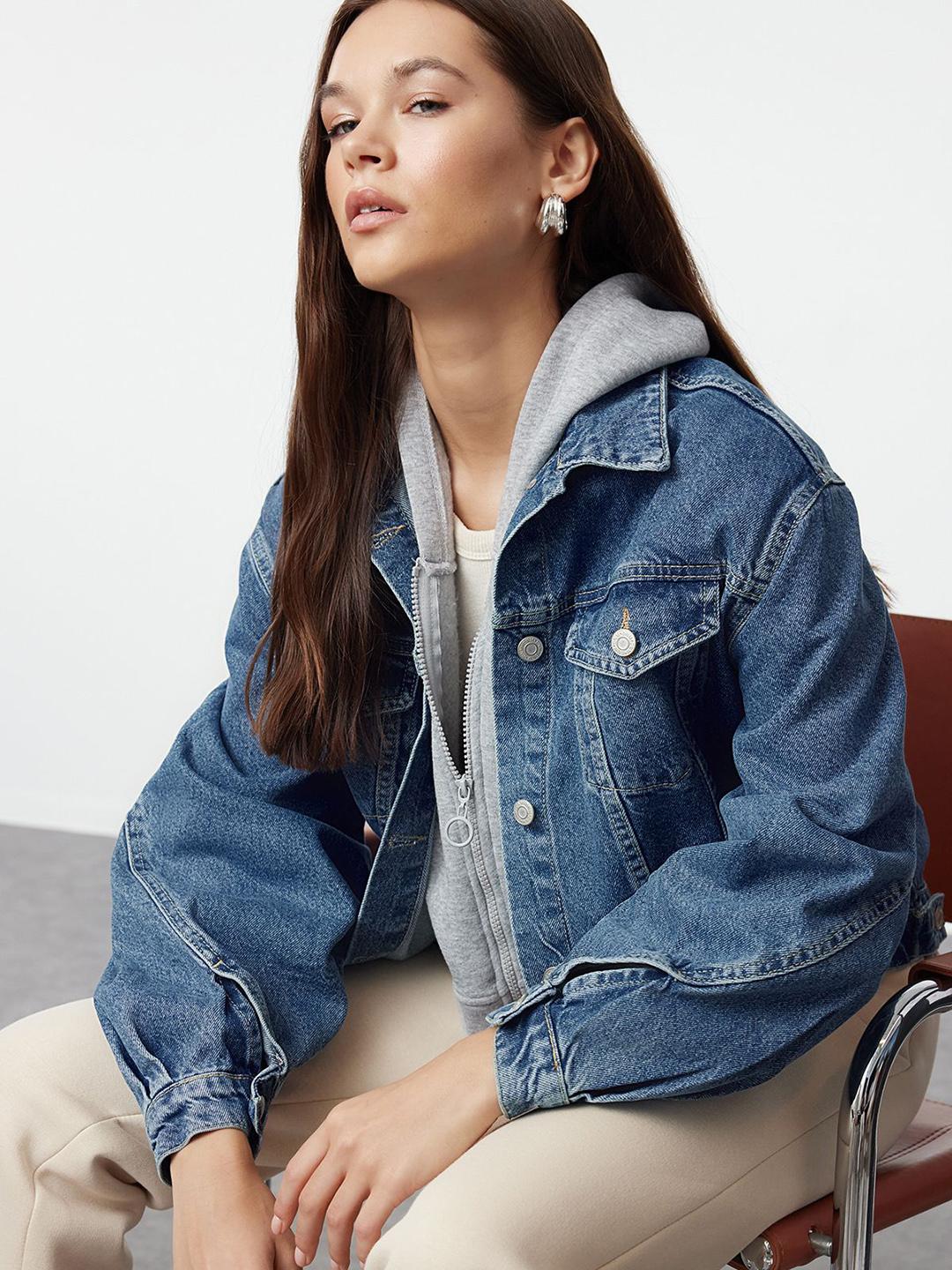 Trendyol Spread Collar Washed Crop Denim Jacket