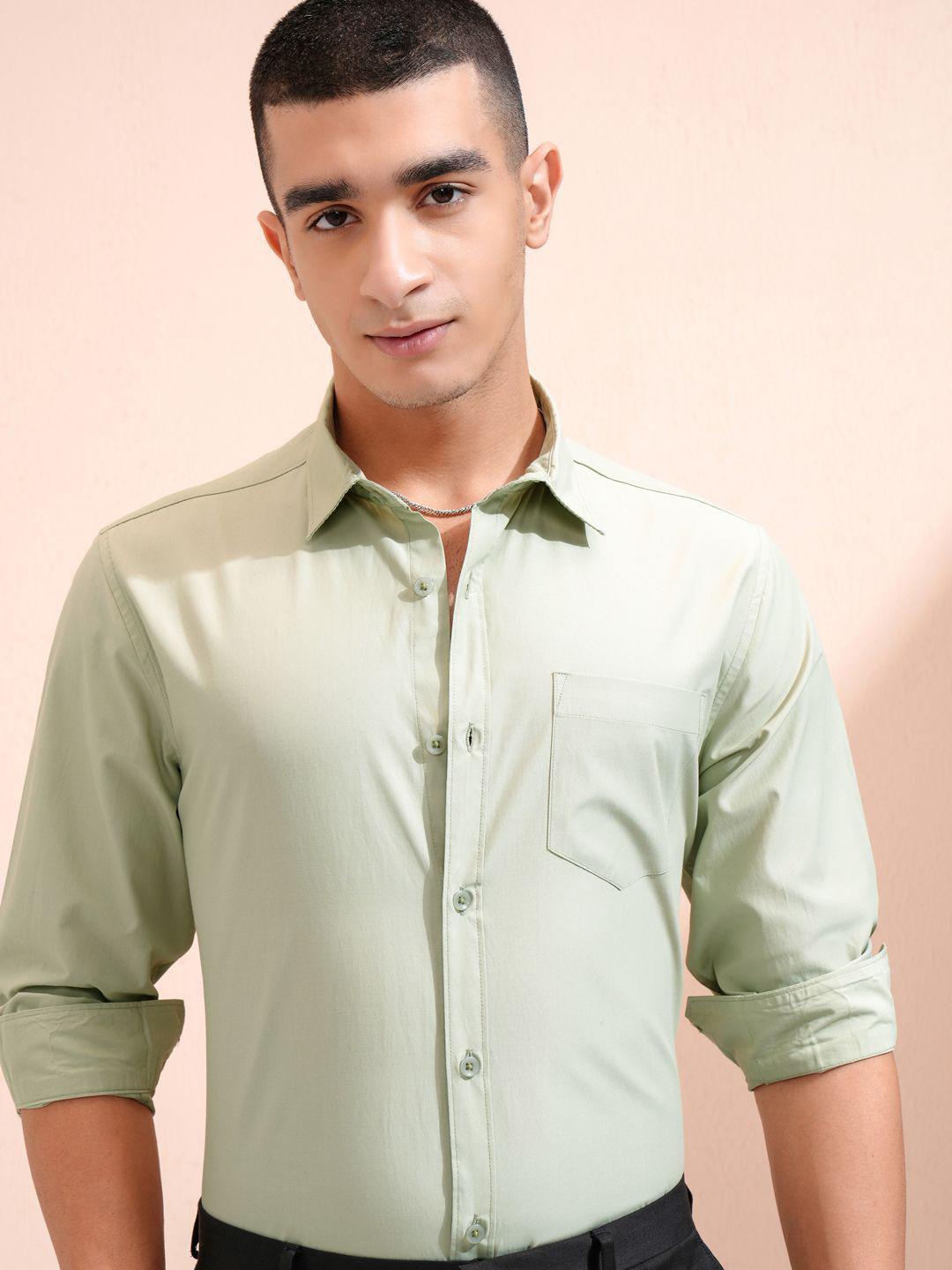 HIGHLANDER Men Desert Solid Slim Fit Casual Shirt