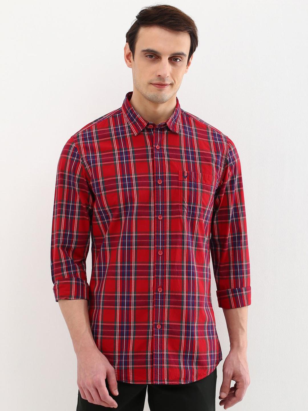 Allen Solly Men Custom Opaque Checked Casual Shirt
