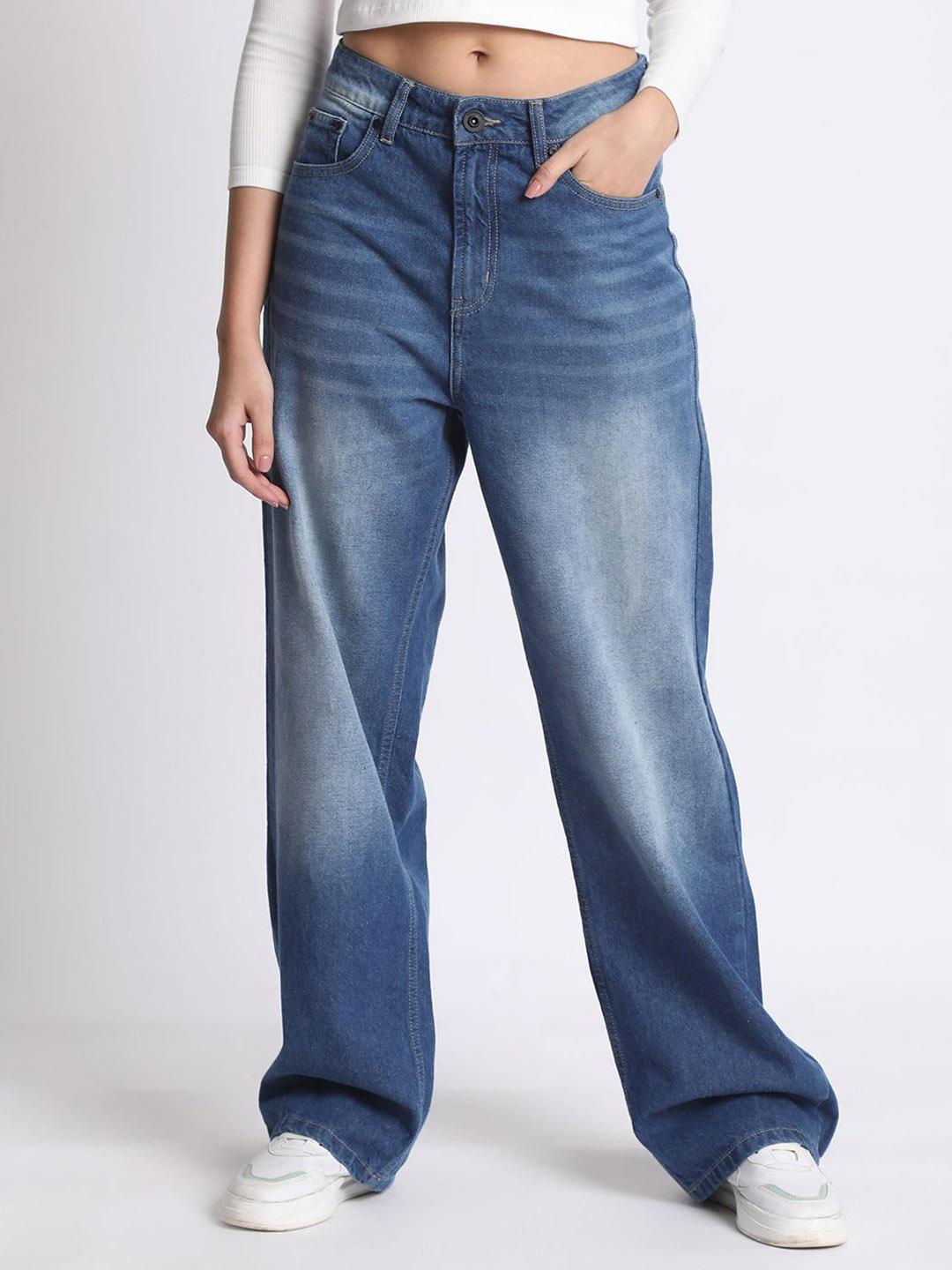 The Roadster Lifestyle Co Women Straight Fit Heavy Fade  Jeans
