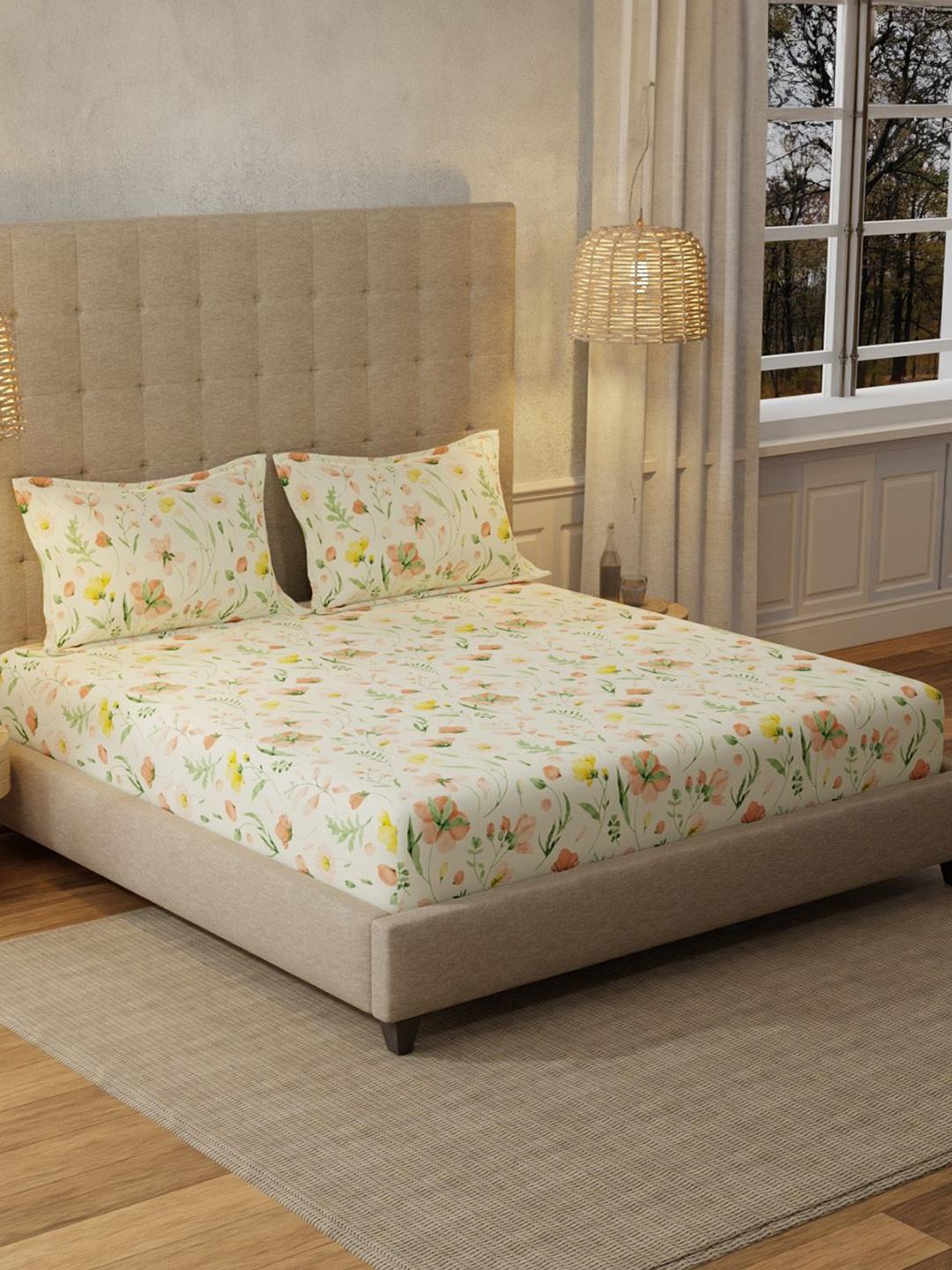 Buy URBAN SPACE Cream Floral Cotton 200 TC Queen Bedsheet With 2 Pillow Covers 88 X 100 Inches -  - Home for Unisex