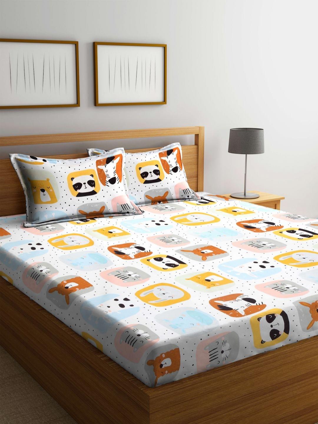Buy KLOTTHE Euphoria White Conversational Cotton 300 TC Fitted King Bedsheet With 2 Pillow Covers 250 X 225 Cm -  - Home for Unisex Kids