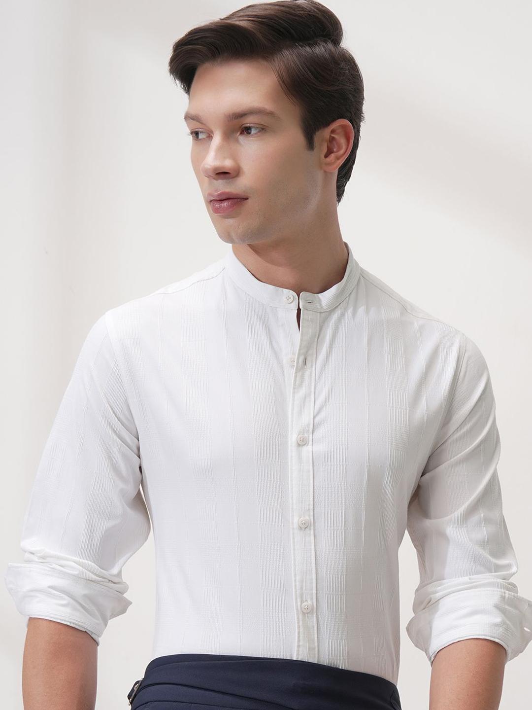 HIGHLANDER Men Comfort Slim Fit Opaque Casual Shirt