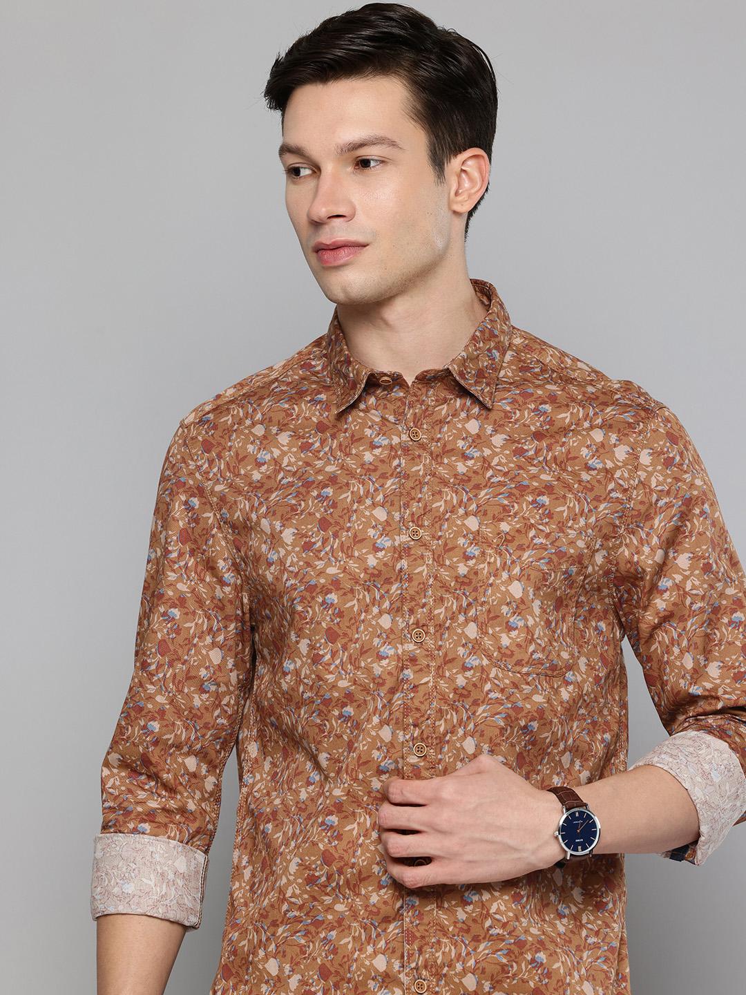 Indian Terrain Chiseled Fit Floral Printed Pure Cotton Casual Shirt