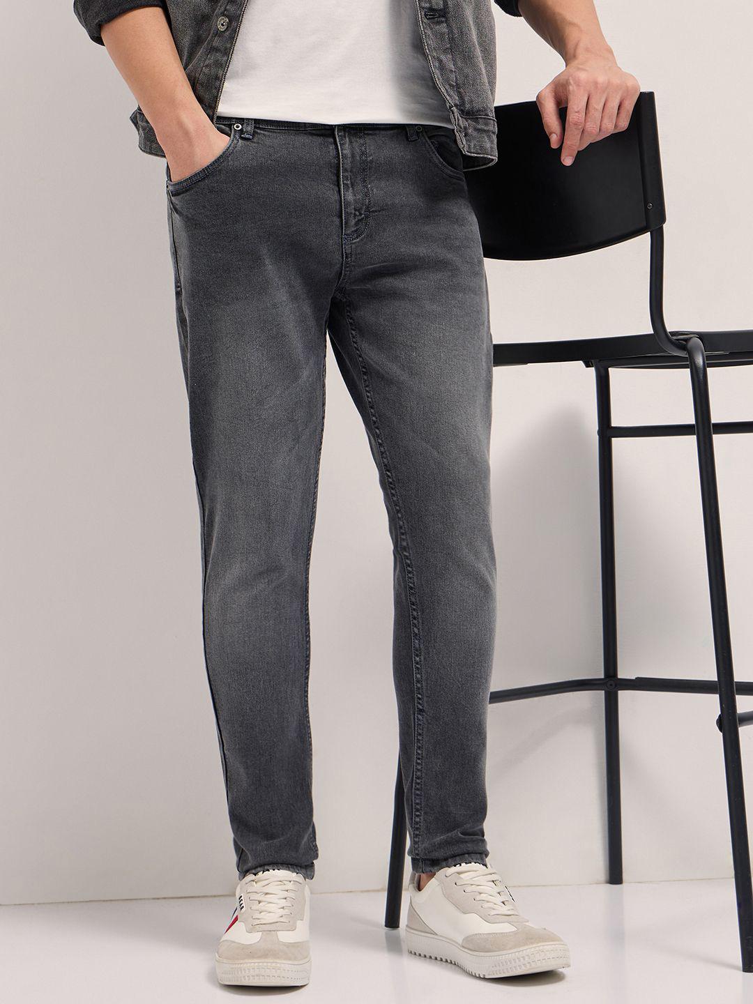 THE BEAR HOUSE Men Skinny Fit Mid-Rise Light Fade Stretchable Jeans