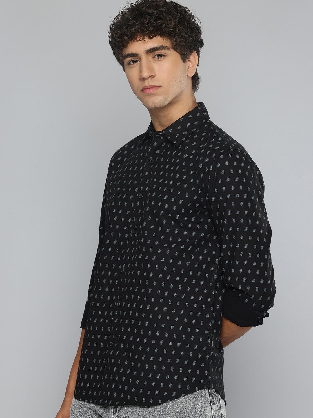 Flying Machine Slim Fit Floral Printed Pure Cotton Casual Shirt