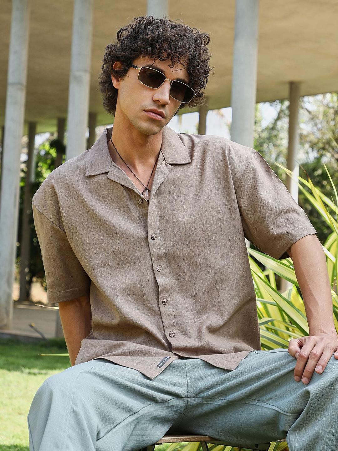 Campus Sutra Men Comfort Relaxed Fit Short Sleeve Cotton Shirt