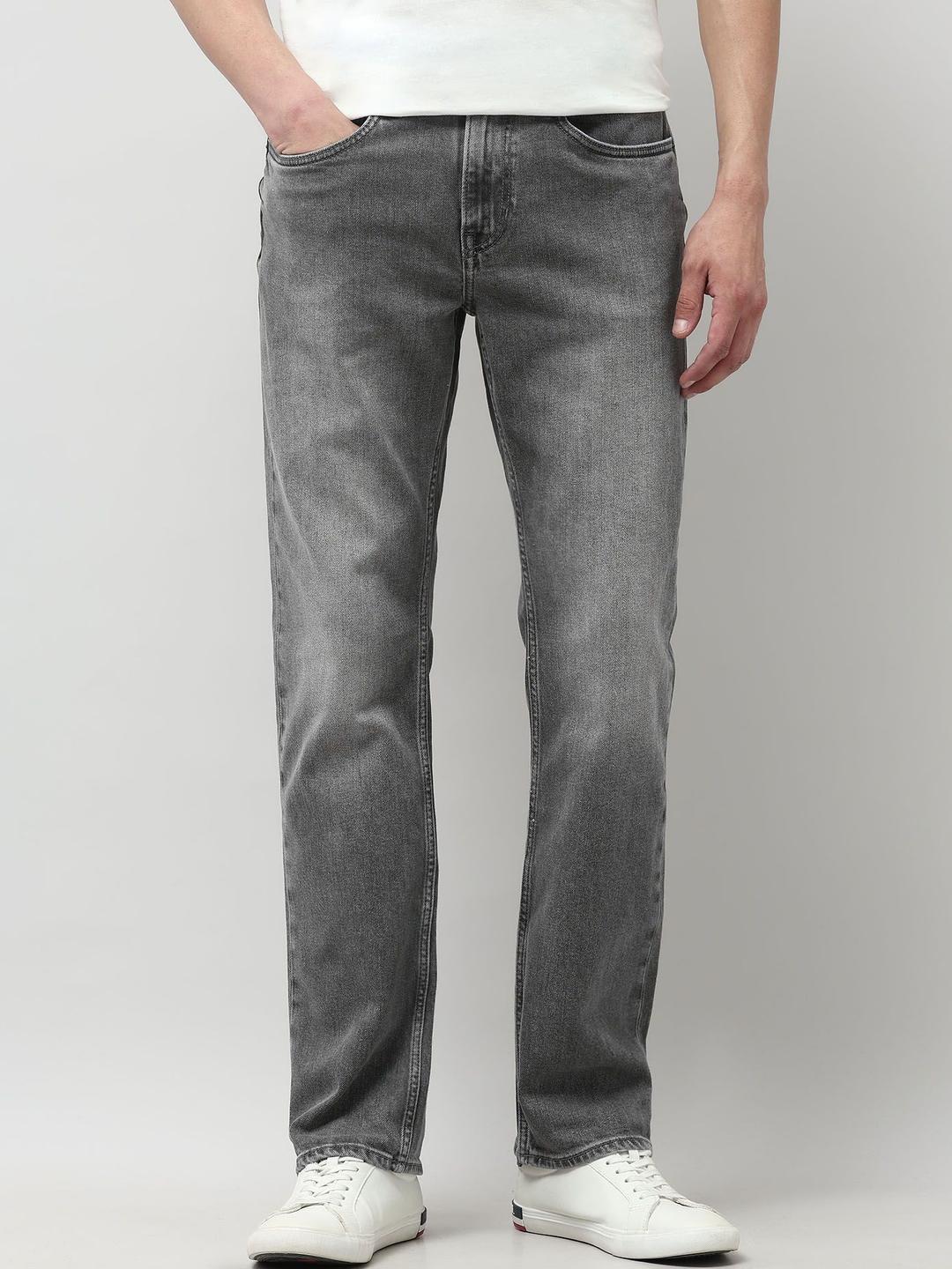 U.S. Polo Assn. Denim Co. Men Straight Fit Mid-Rise Light Fade Stretchable Jeans