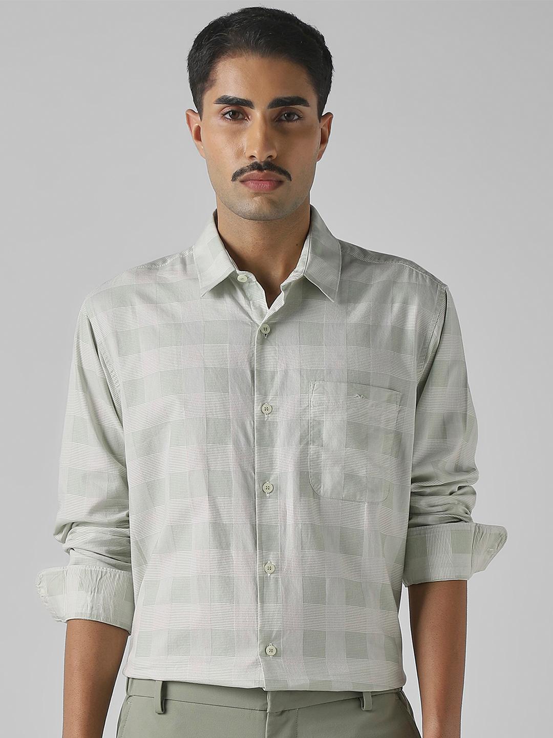 Mufti Men Spread Collar Checked Cotton Slim Fit Casual Shirt