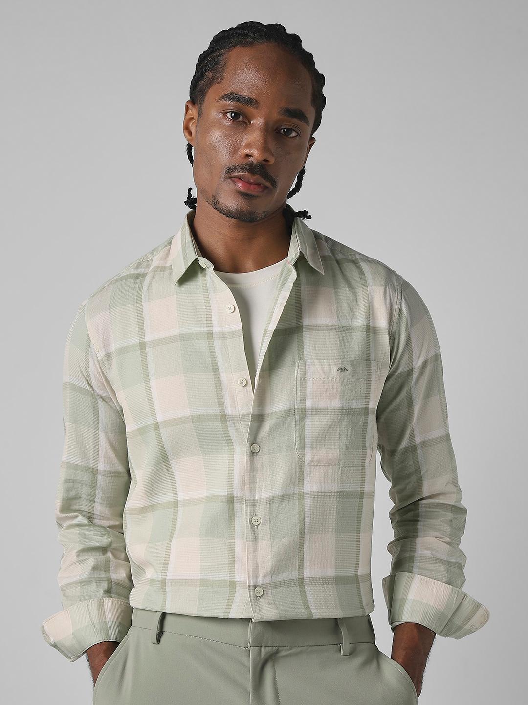 Mufti Men Slim Fit Checked Spread Collar Cotton Casual Shirt