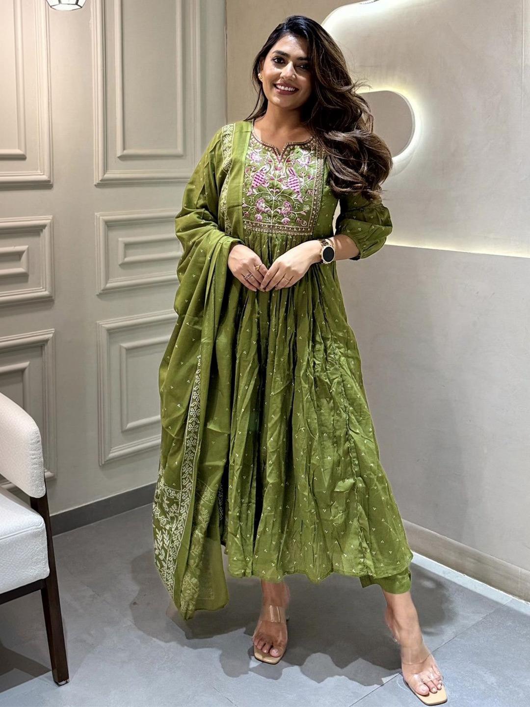 Women Ethnic Motifs Embroidered Panelled Thread Work Kurta with Trousers & With Dupatta main image 1
