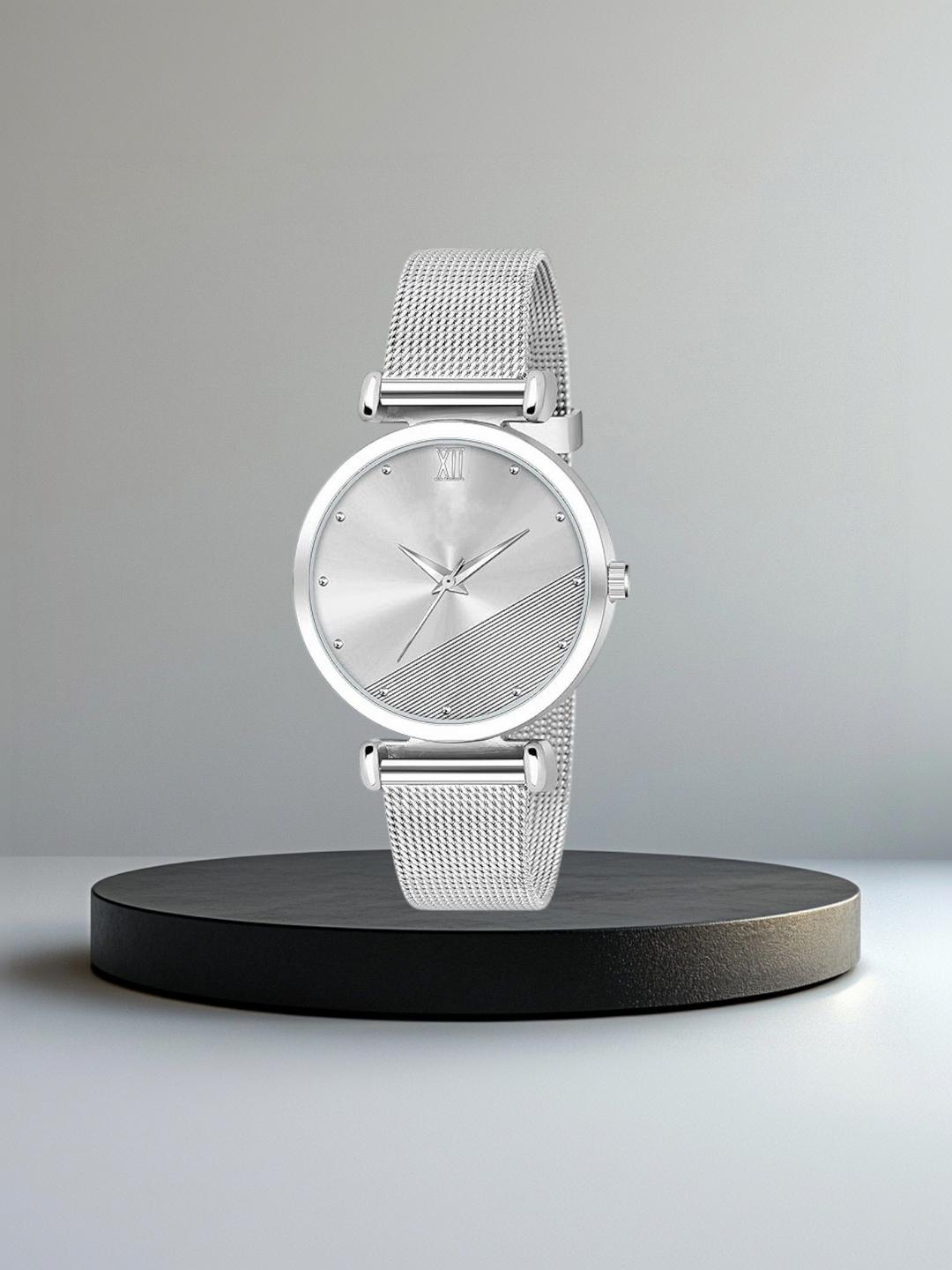 Buy SZN Women Patterned Dial & Stainless Steel Bracelet Style Straps Analogue Watch Ulta Kaan Silver - - Accessories for Women