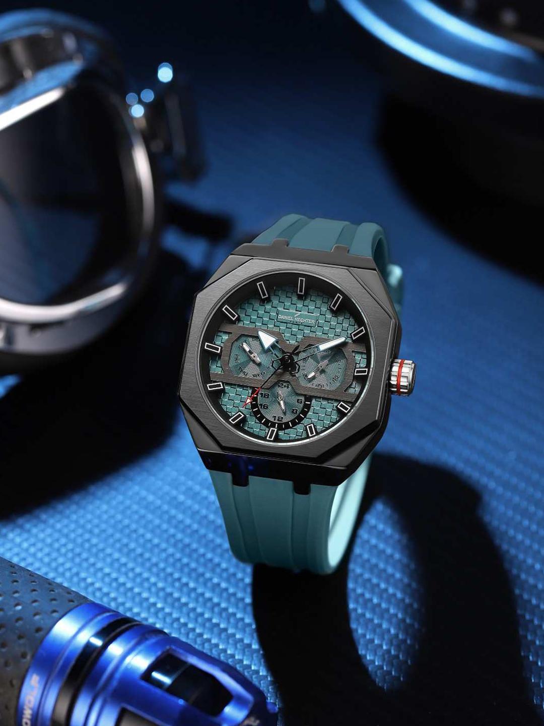 Buy Daniel Hechter Men Printed Dial & Bracelet Style Straps Analogue Watch DHM1023 04 - - Accessories for Men