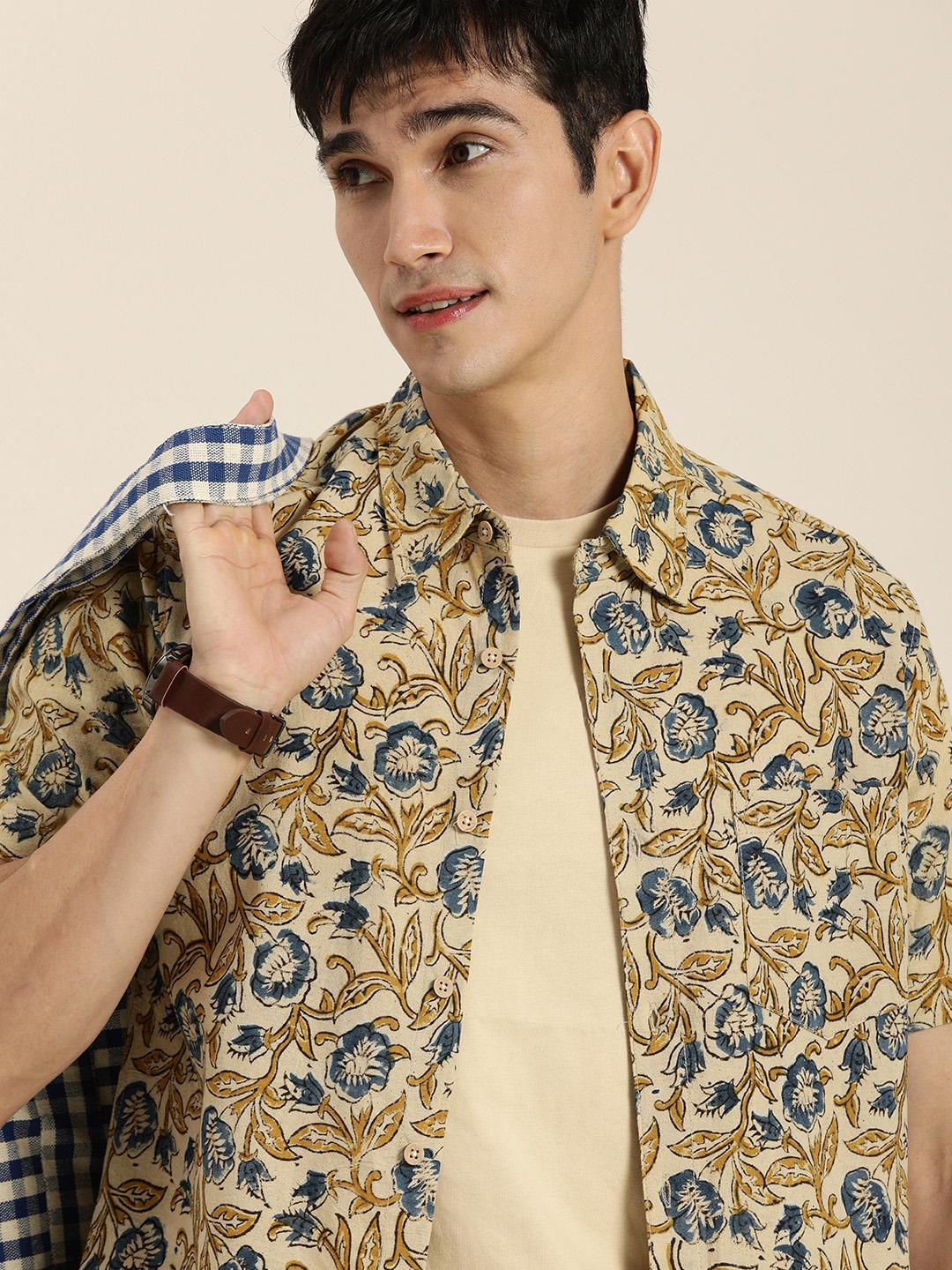 Taavi Men Beige And Blue Kalamkari Block Printed Pure Cotton Casual Shirt