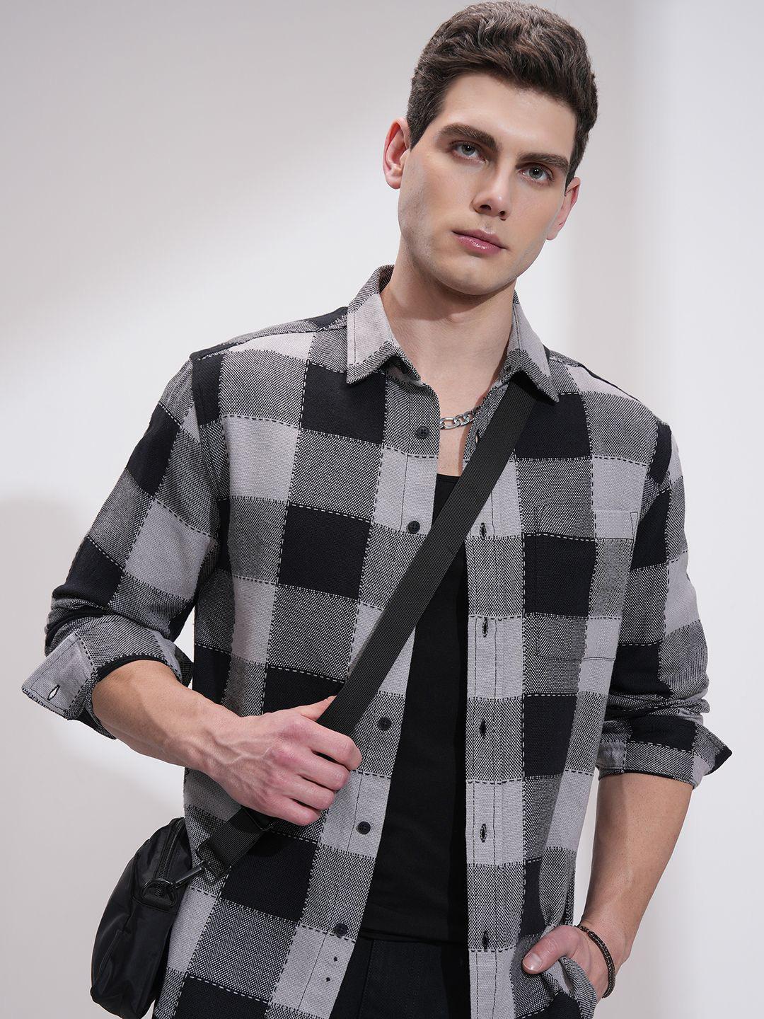 HIGHLANDER Men Opaque Checked Casual Relaxed Fit Shirt