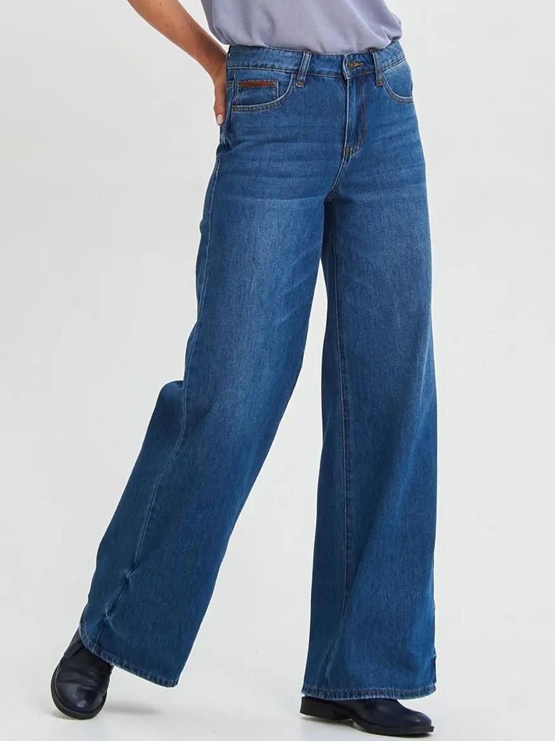 Aadvi Fashion Women Jean Relaxed Fit High-Rise Low Distress Light Fade Stretchable Jeans
