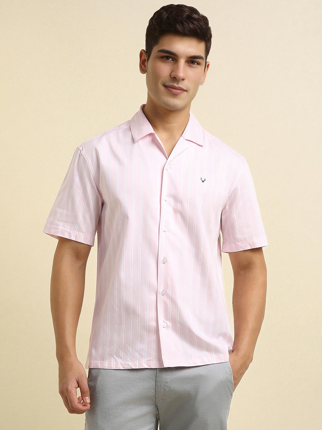 Men's White Standard Cuban Collar Vertical Striped Cotton Relaxed Fit Casual Shirt