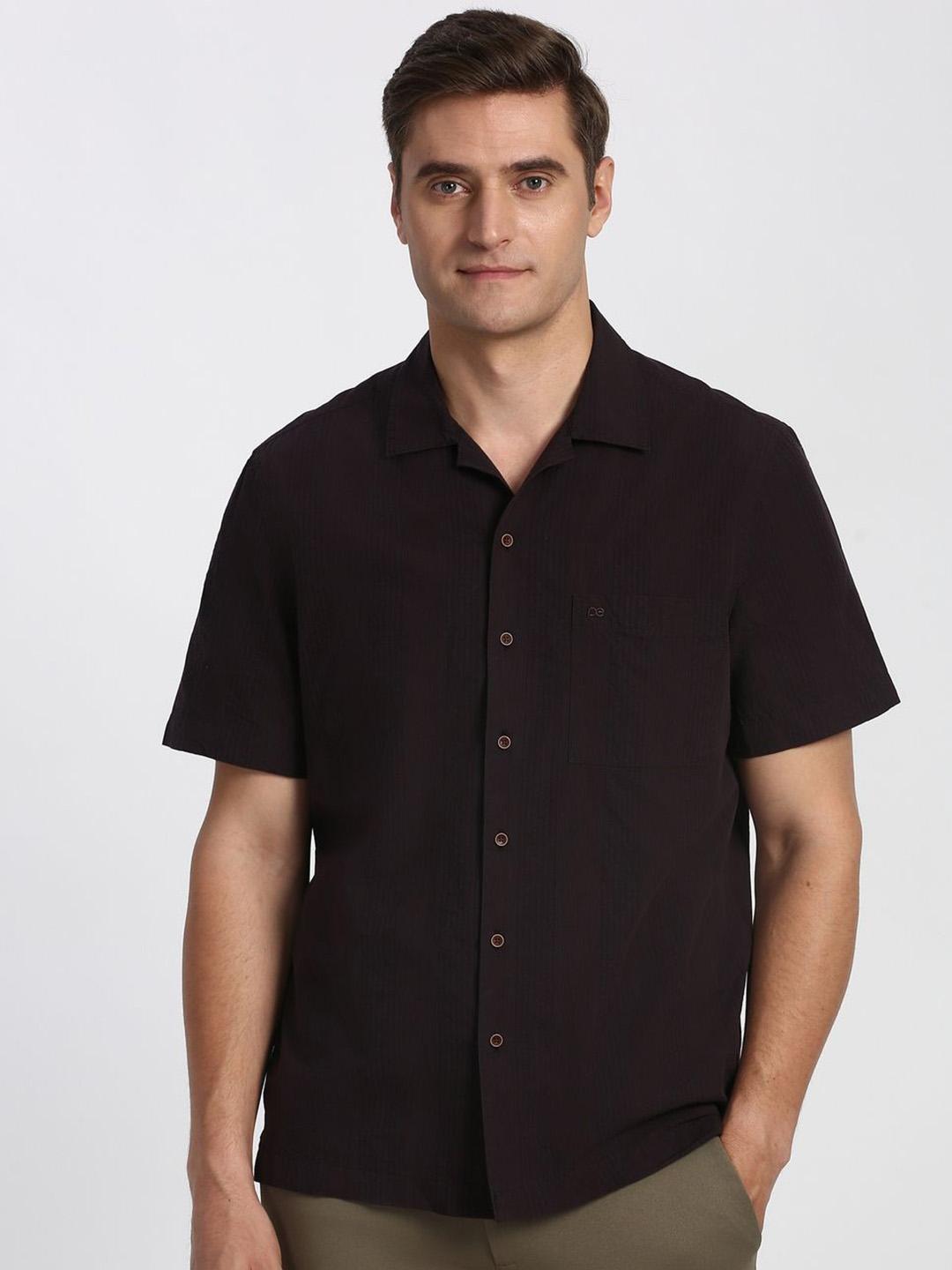 Peter England Casuals Striped Spread Collar Short Sleeves Pure Cotton Shirt