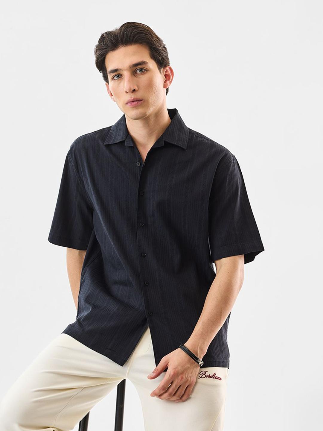 Snitch Men Relaxed Fit Textured Cuban Collar Pure Cotton Casual Shirt