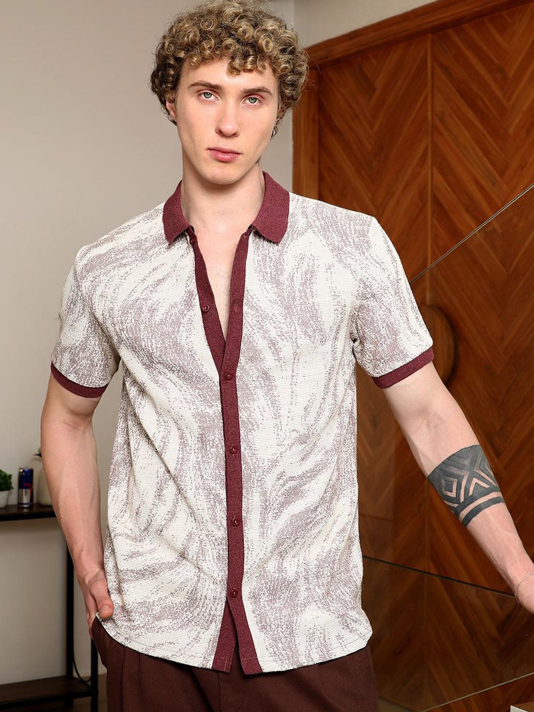 Campus Sutra Men Comfort Fit Floral Printed Spread Collar Cotton Casual Shirt