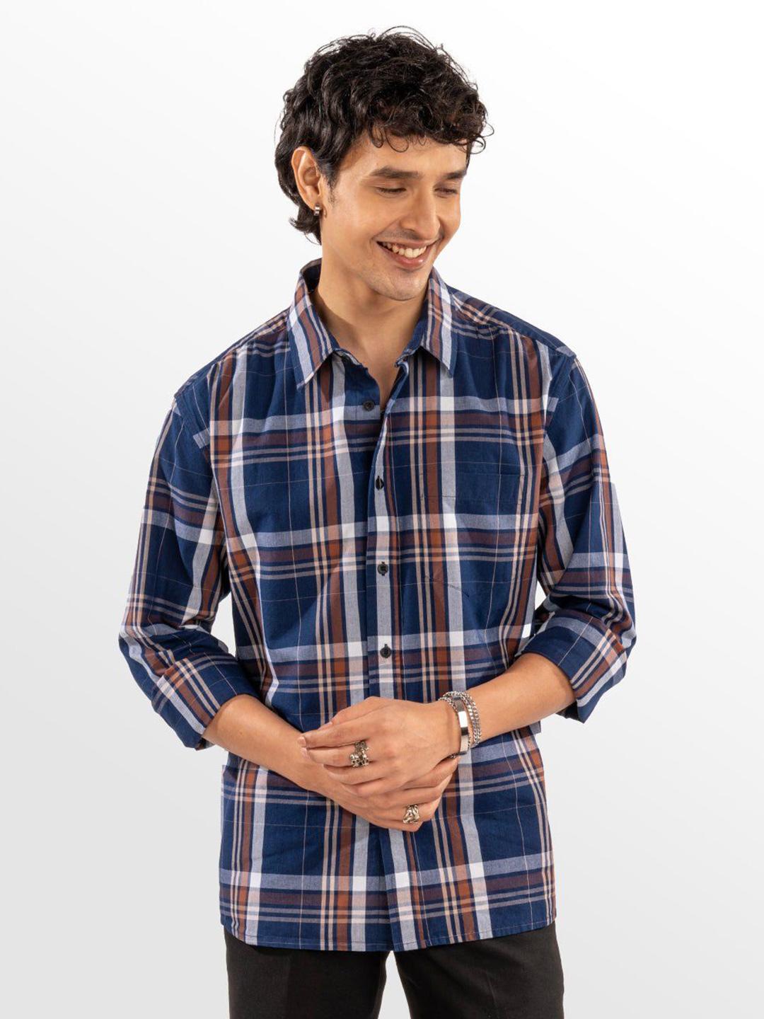 Spread Collar Regular Fit Casual Buttoned Top