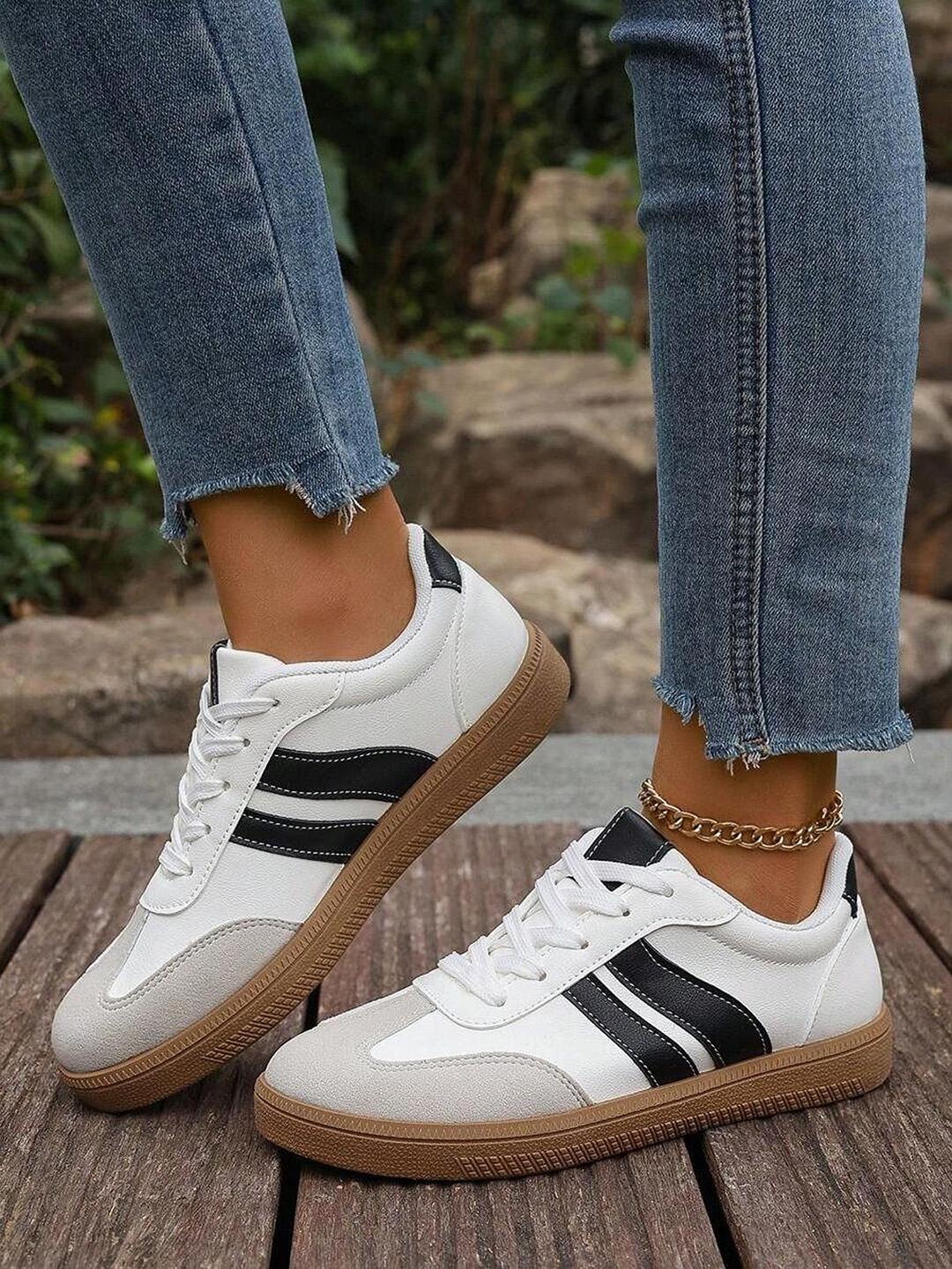 Lace Up Round Toe  Sneakers