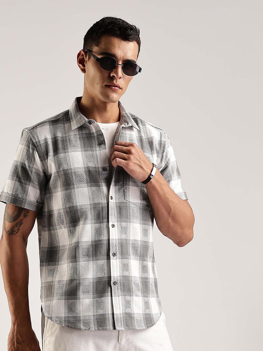 HERE&NOW Men Checked Spread Collar Cotton Casual Shirt