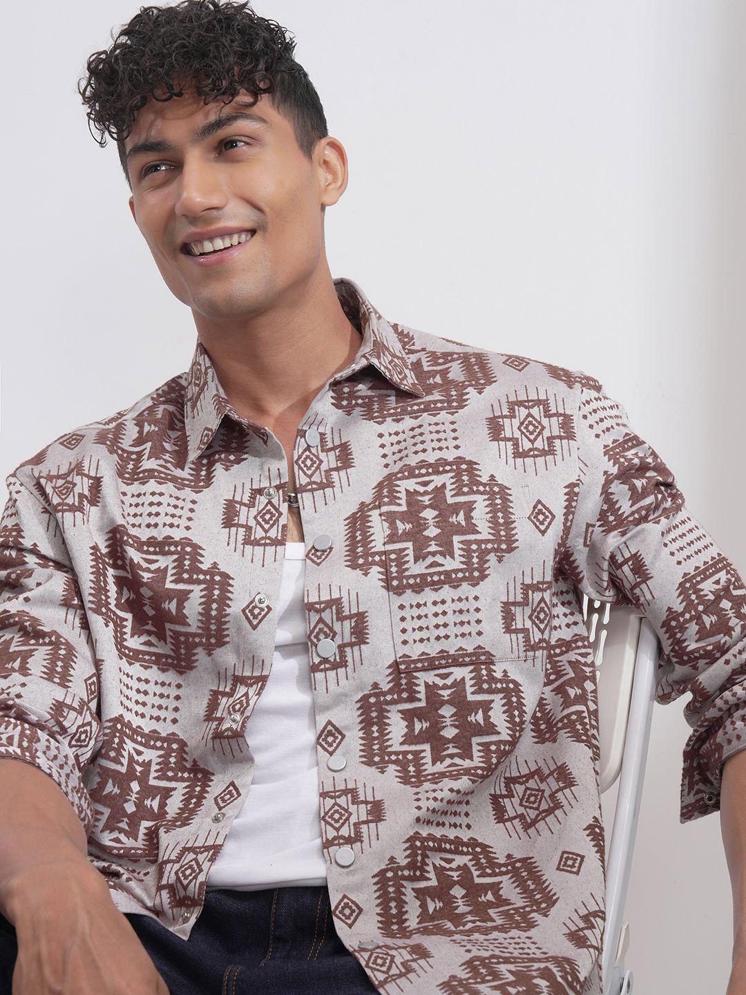HIGHLANDER Men Comfort Relaxed Fit Spread Collar Geometric Printed Casual Shirt