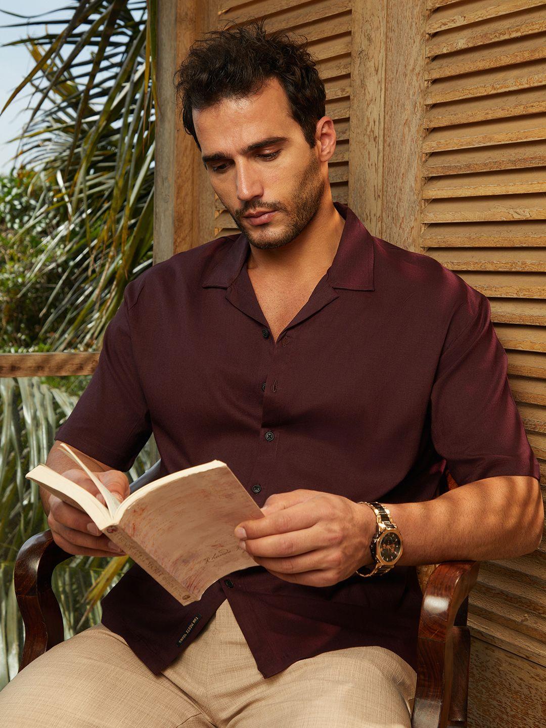 Campus Sutra Men Classic Opaque Casual Shirt