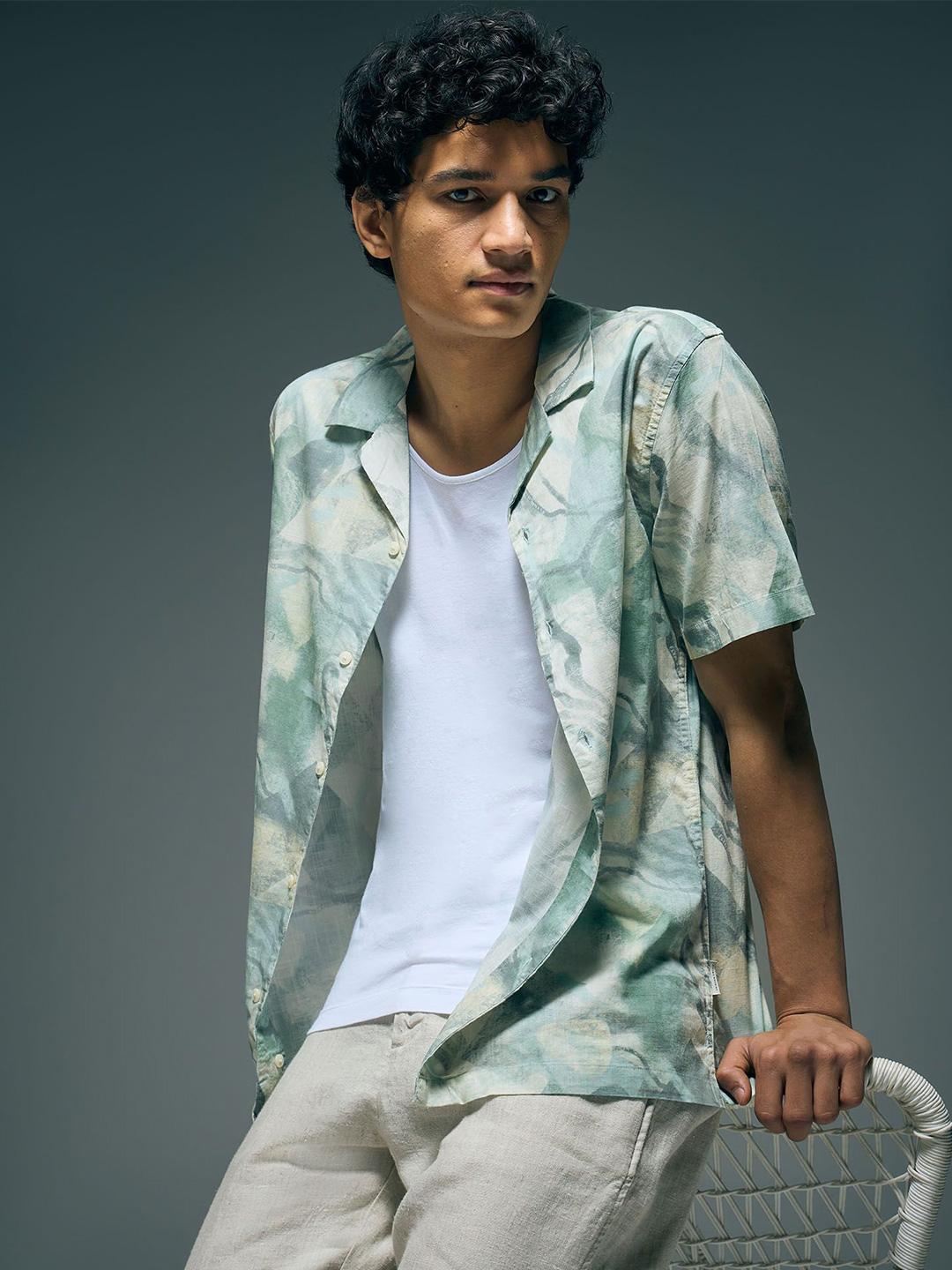 Flying Machine Men Abstract Printed Cuban Collar Cotton Casual Shirt