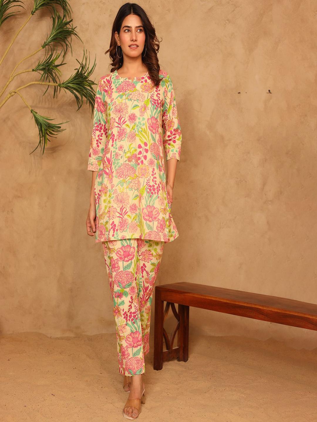 Buy Kwatchi Floral Printed Cotton Tunic And Trousers Co Ords - - Apparel for Women