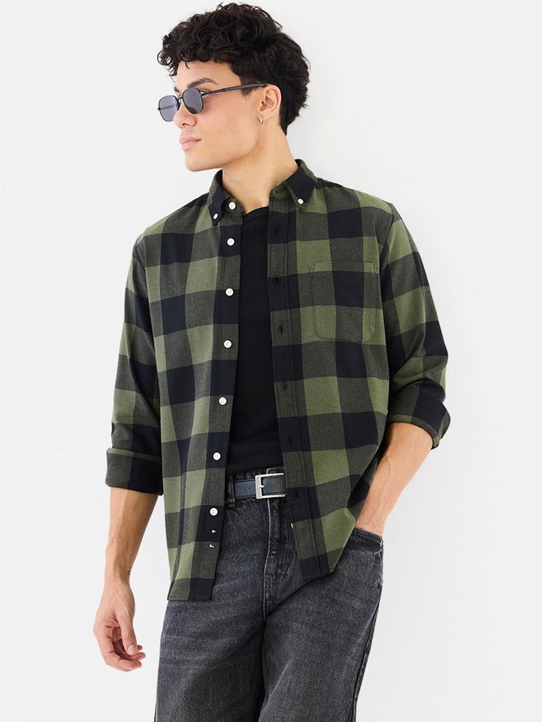 Snitch Men Slim Fit Checked Casual Shirt
