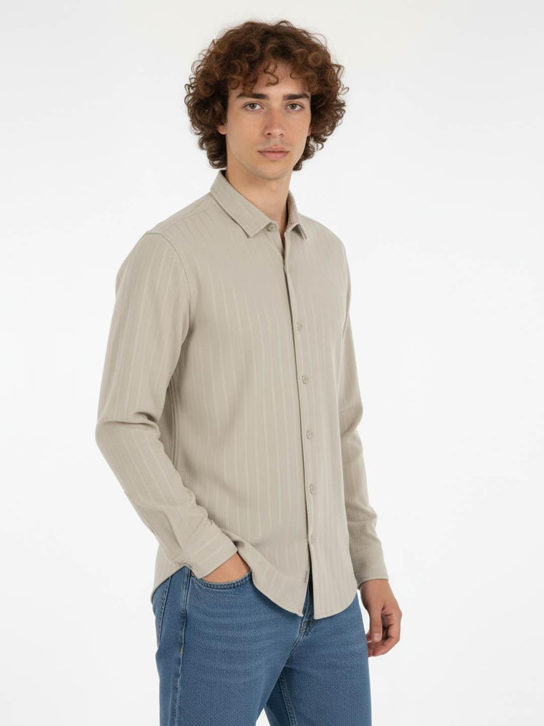 glitchez Relaxed Striped Textured Casual Shirt