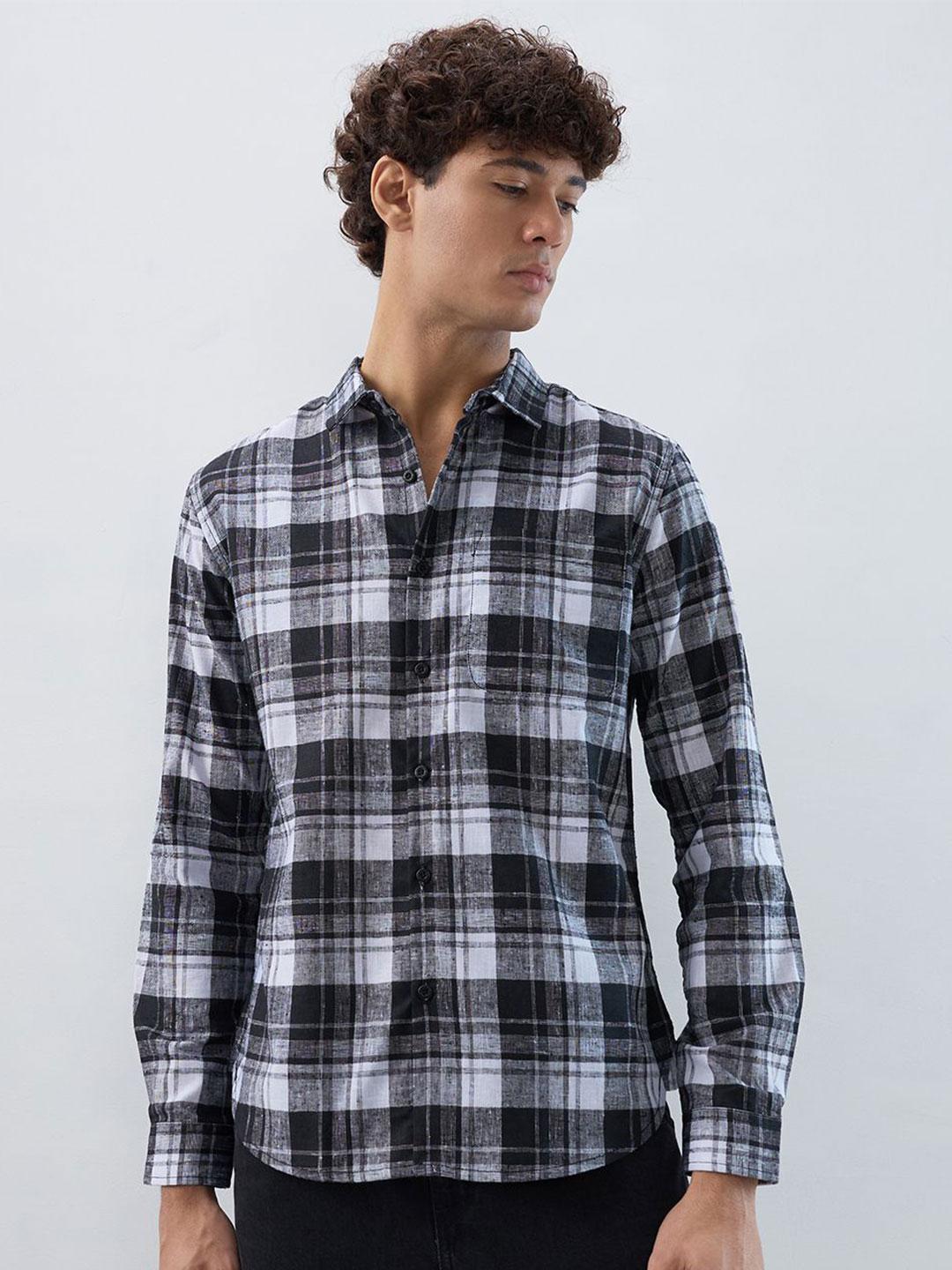 HERE&NOW Men Buffalo Checked Spread Collar Casual Shirt