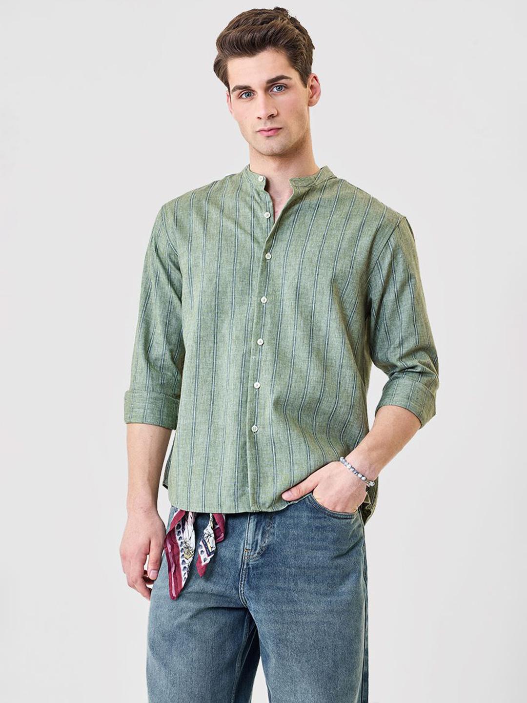 Snitch Men Striped Casual Shirt